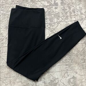 Nike women’s drifit leggings size xxl White Logo